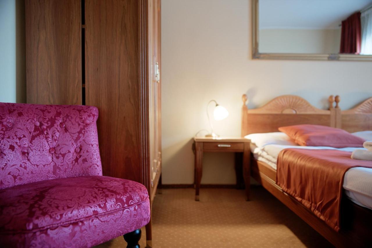 Hotel Napoleon Austerlitz Exterior photo